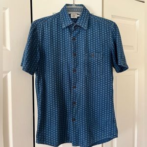 Men’s Faherty short sleeve button down shirt - size small